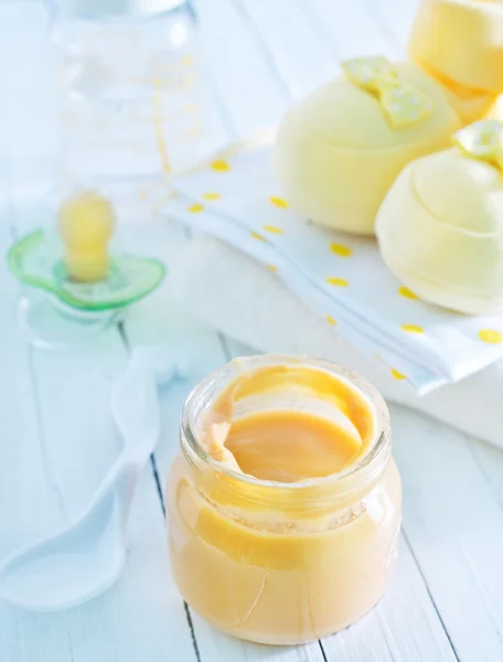 Baby food in the glass bank — Stock Photo, Image