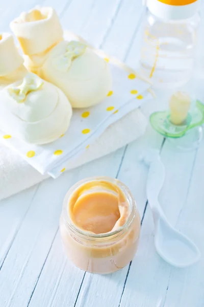 Baby food in the glass bank — Stock Photo, Image