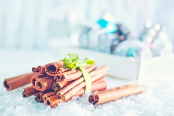 Cinnamon sticks for christmas baking — Stock Photo, Image