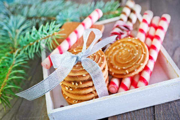 Zoete biscuit buizen voor thee — Stockfoto