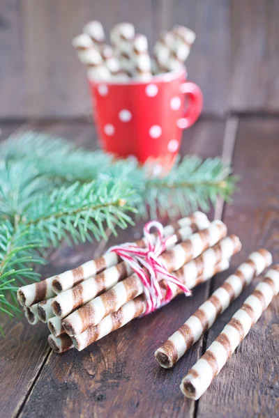 Zoete biscuit buizen voor thee — Stockfoto