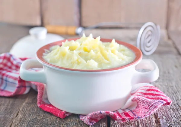 Mashed potato in bowl — Stock Photo, Image