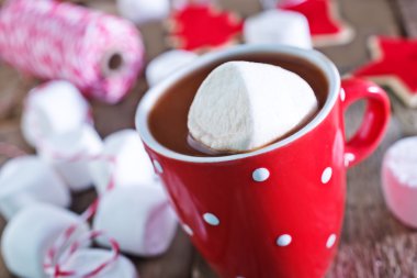 Kakao marshmallows içkiyle