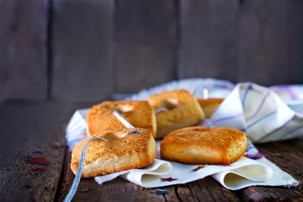 Biscoitos doces em guardanapo — Fotografia de Stock