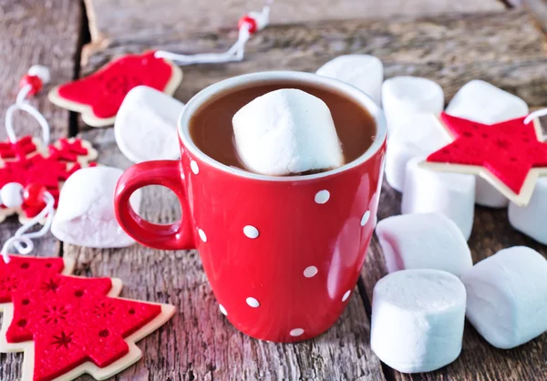 Kakao marshmallows içkiyle