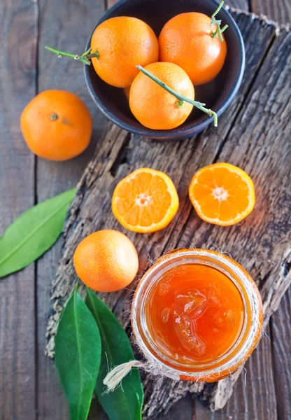 Tangerine jam in bank — Stock Photo, Image