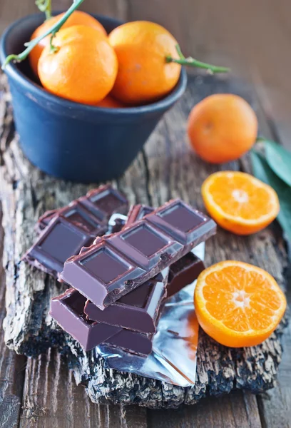 Çikolata ve mandalina — Stok fotoğraf