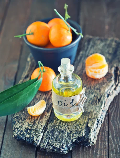 Óleo de aroma e tangerinas — Fotografia de Stock