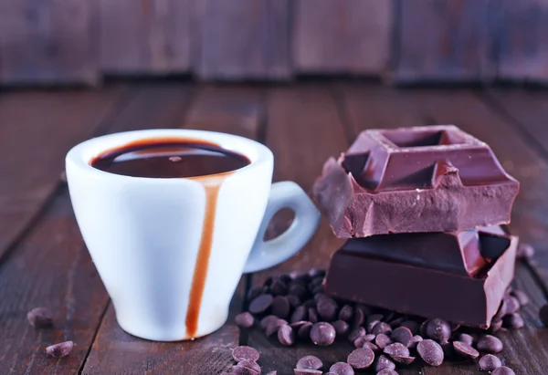 Chocolate caliente en taza — Foto de Stock