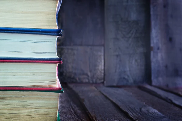 Pila de libros antiguos — Foto de Stock