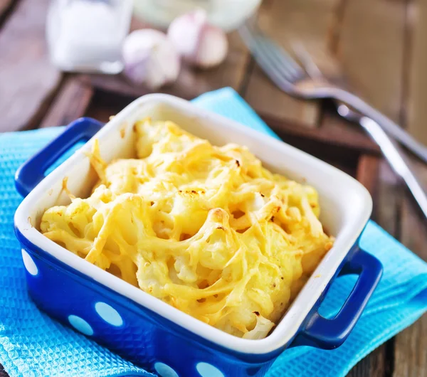 Coliflor con queso —  Fotos de Stock