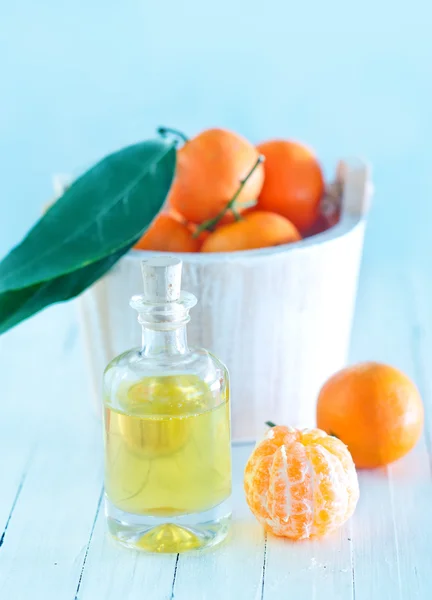 Tangerine essential oil — Stock Photo, Image