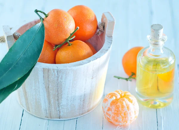 Tangerine essential oil — Stock Photo, Image