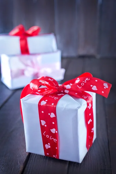 Box for present on table — Stock Photo, Image