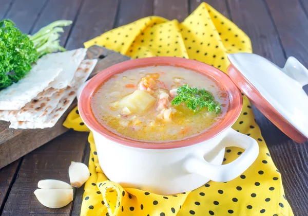 Pea soup in bowl — Stock Photo, Image