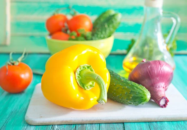 Verduras crudas para ensalada vegetariana —  Fotos de Stock