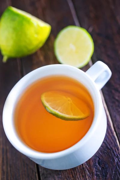 Fresh tea with lemon — Stock Photo, Image