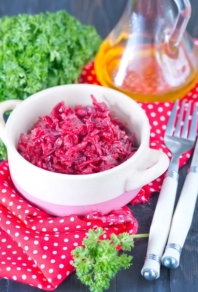 Fried beet in bowl — Stock Photo, Image