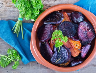 Pişmiş pancar ve havuç