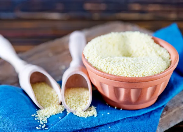 Cous-cous in bowl — Stock Photo, Image