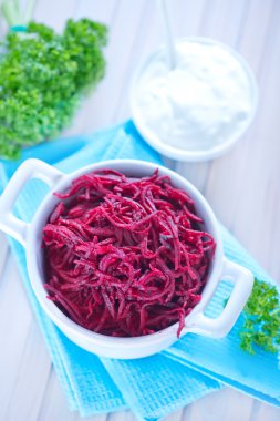 Kasede pancar salatası