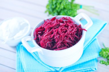Kasede pancar salatası