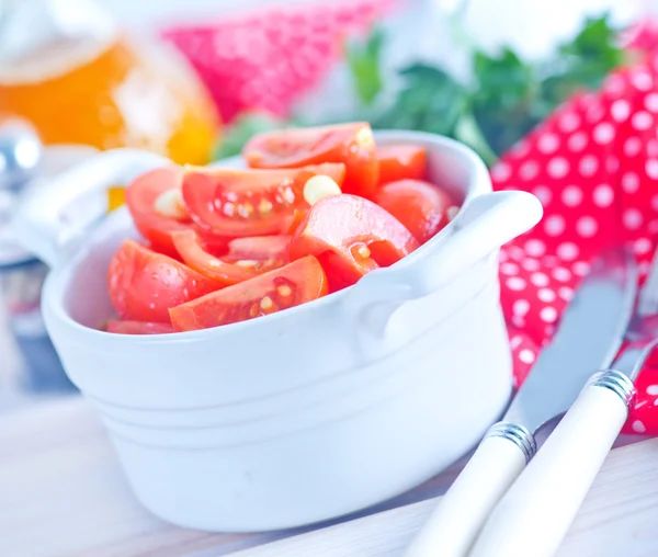 Tomato salad in bowl — Stock Photo, Image