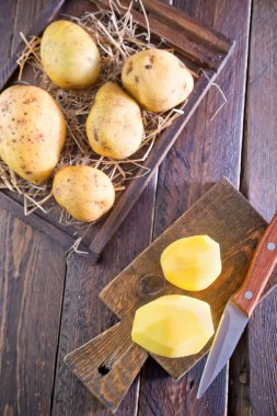 gemide Çiğ patates