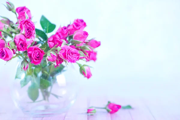 Beautiful flowers in vase — Stock Photo, Image