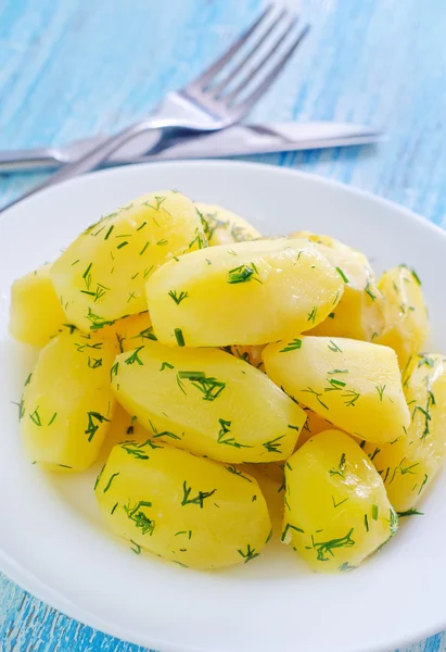 Boiled potato on plate — Stock Photo, Image
