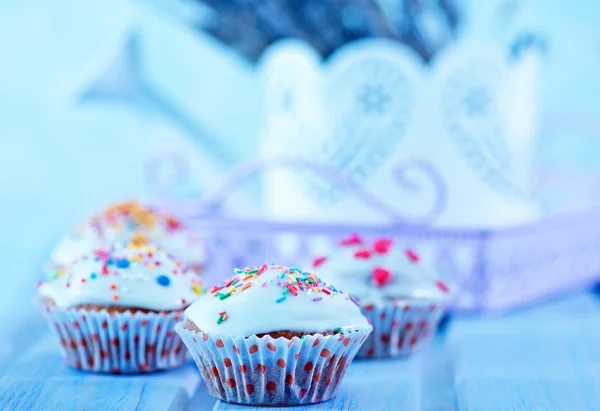 Cup cake on the table — Stock Photo, Image