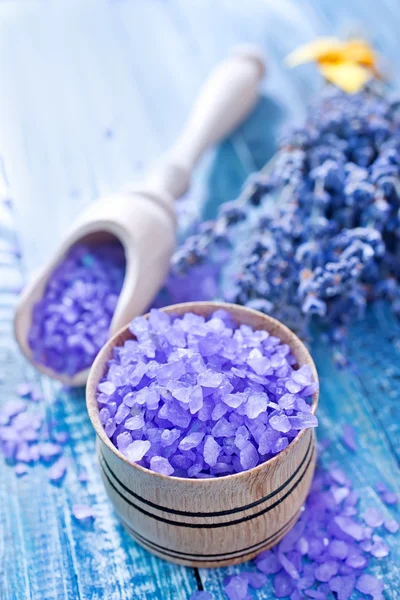 Sea salt and lavender — Stock Photo, Image