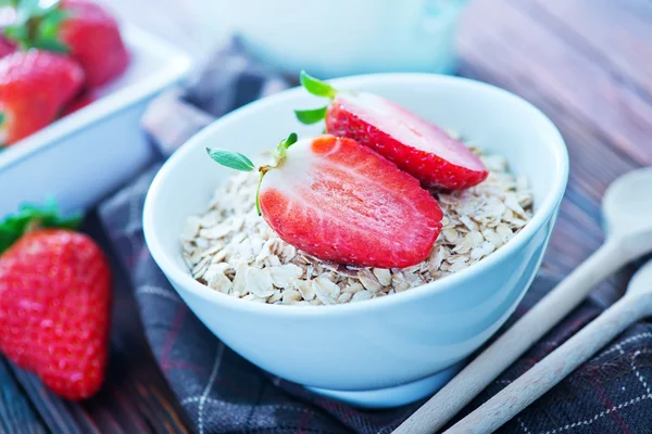 Raw oat flakes — Stock Photo, Image