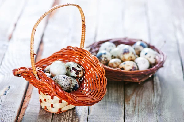 Uova di quaglia sul nido — Foto Stock