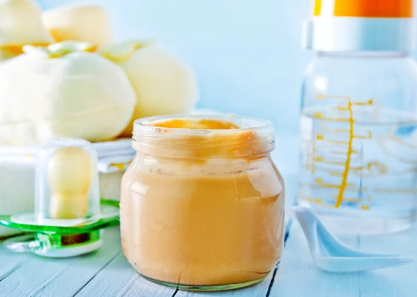 Baby food in the glass bank — Stock Photo, Image