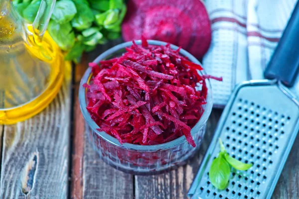 Grated beet in bowl — Stock Photo, Image