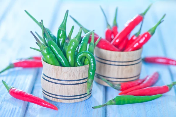 Chiles rojos y verdes —  Fotos de Stock