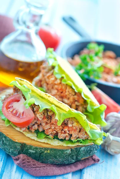 Taco con carne picada — Foto de Stock