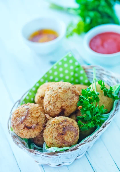 Polpette fritte sul piatto — Foto Stock