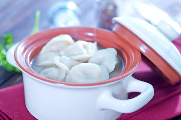 Pelmeni with meat in bowl — Stock Photo, Image