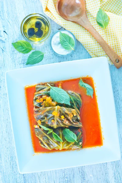 Dolma con salsa de tomate — Foto de Stock