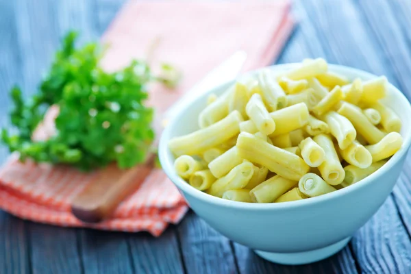 Leckere Bohnen in Schüssel — Stockfoto