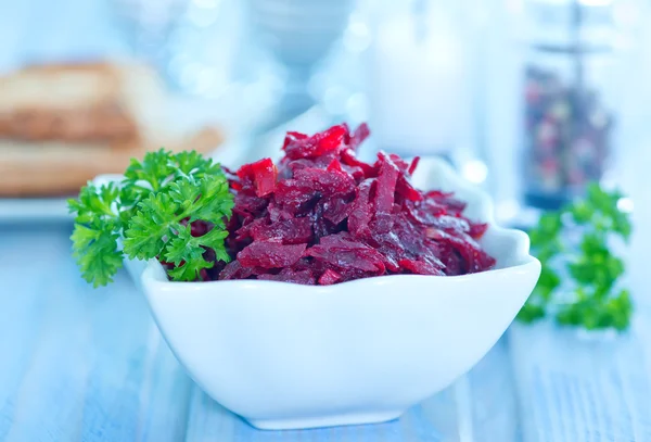 Bietensalade in kom — Stockfoto