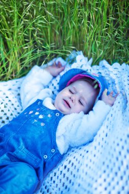 kız oturma açık havada içinde güneş ışığı