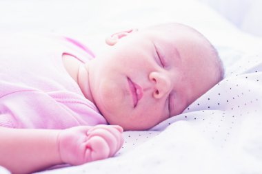Yeni doğan bebek kız