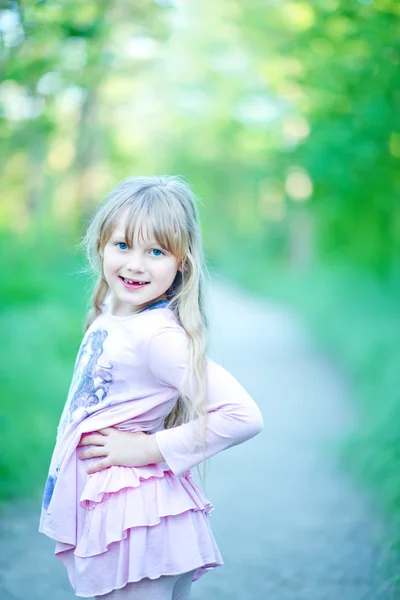 Retrato de menina — Fotografia de Stock