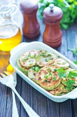 kabın içinde kızarmış iliği