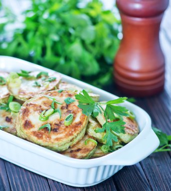 kabın içinde kızarmış iliği