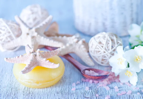 Sea salt and soap — Stock Photo, Image