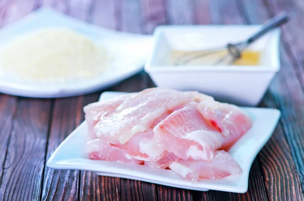 Mąka, jajko surowe i surowych ryb — Zdjęcie stockowe